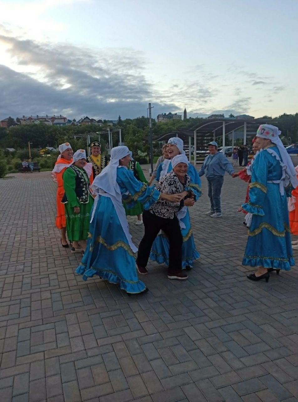 Приходите, развлекайтесь, отдыхайте в свое удовольствие | 27.07.2022 | Арск  - БезФормата